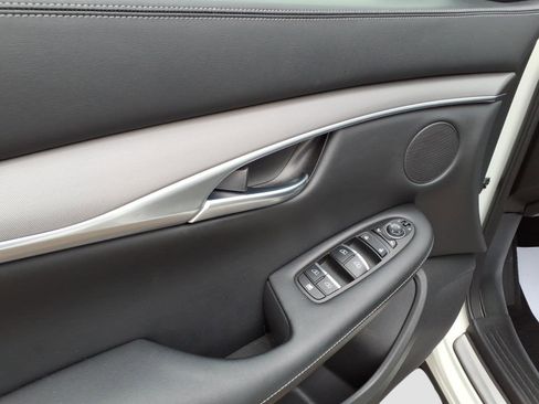 Used 2022 INFINITI QX50 Luxe w/ Appearance Package image 13