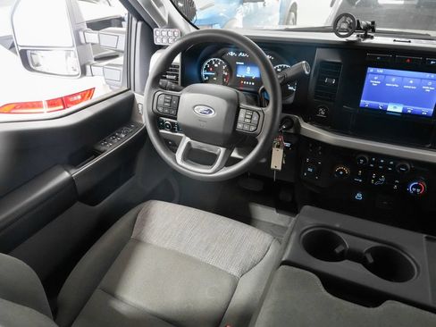 Used 2023 Ford F250 XLT w/ 360-Degree Camera Package AWD/4WD image 13