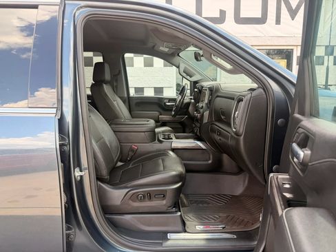 Used 2020 Chevrolet Silverado 2500 LTZ w/ Technology Package AWD/4WD image 39