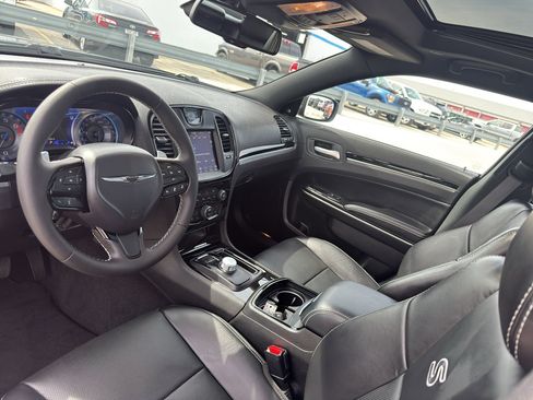 Used 2023 Chrysler 300 S w/ Comfort Group image 25