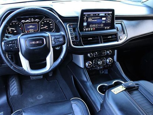 Used 2021 GMC Yukon SLT w/ SLT Luxury Plus Package RWD image 16