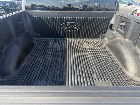 Used 2018 Ford F150 XLT w/ Equipment Group 302A Luxury AWD/4WD image 5