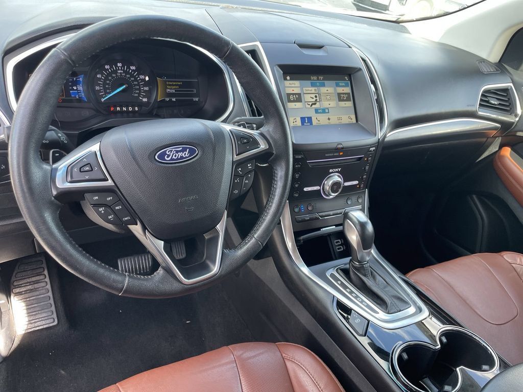 Used 2017 Ford Edge Titanium w/ Equipment Group 301A AWD/4WD image 11