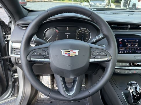 Used 2023 Cadillac XT4 Premium Luxury w/ Enhanced Visibility Package FWD image 25