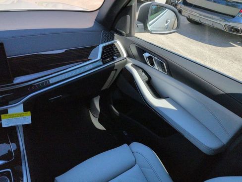 New 2026 BMW X5 sDrive40i w/ Premium Package RWD image 17
