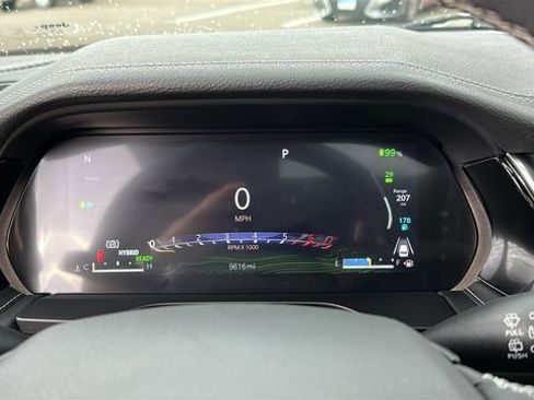 Used 2023 Jeep Grand Cherokee 30th Anniversary image 18