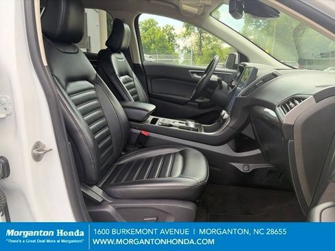 Used 2024 Ford Edge SEL AWD/4WD image 37