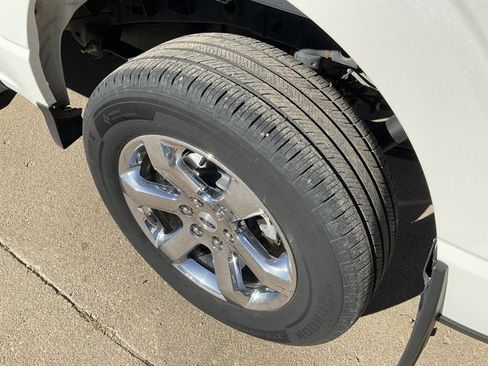 Used 2021 Ford F150 Lariat image 5