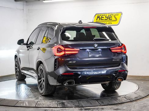 Used 2024 BMW X3 sDrive30i w/ Premium Package RWD image 4