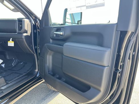 New 2026 GMC Sierra 3500 SLE w/ SLE Convenience Package AWD/4WD image 28