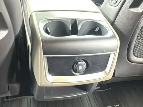 New 2026 Kia Carnival EX FWD image 37