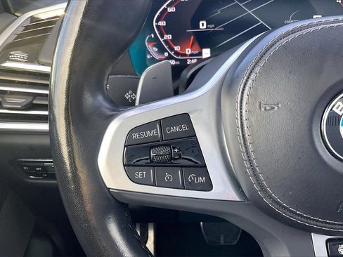 Used 2022 BMW X7 M50i w/ Executive Package image 18