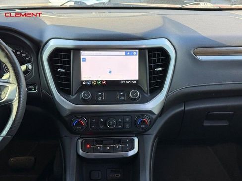 Used 2022 GMC Acadia SLE w/ Driver Convenience Package image 18