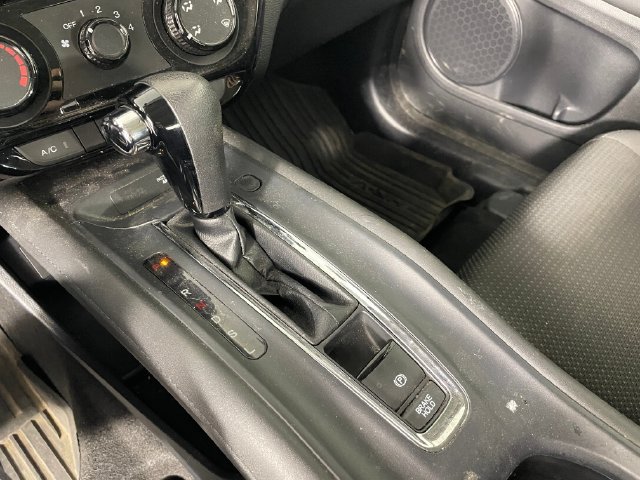 Used 2019 Honda HR-V LX image 9