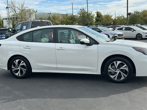 Certified 2025 Subaru Legacy Premium AWD/4WD image 4