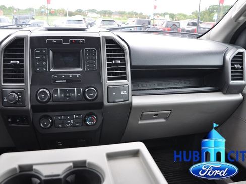 Used 2022 Ford F250 XL w/ Power Equipment Group AWD/4WD image 20