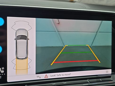 New 2026 Volkswagen Atlas SEL image 24