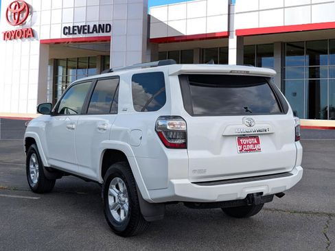Used 2024 Toyota 4Runner SR5 Premium w/ Moonroof Package AWD/4WD image 5
