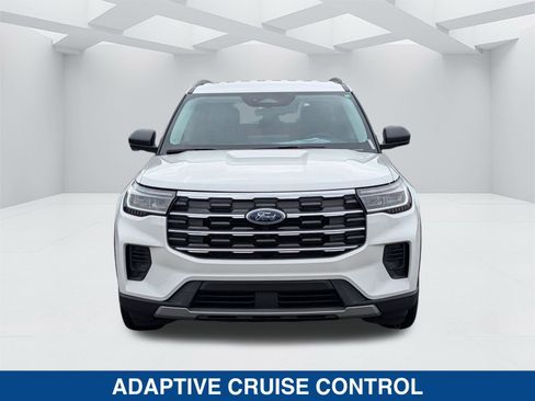 New 2026 Ford Explorer Active image 9