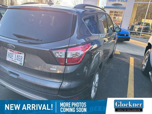 Used 2018 Ford Escape SE w/ SE Sync 3 Package image 5
