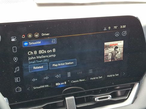Used 2026 Chevrolet Equinox LT w/ Convenience Package II AWD/4WD image 17