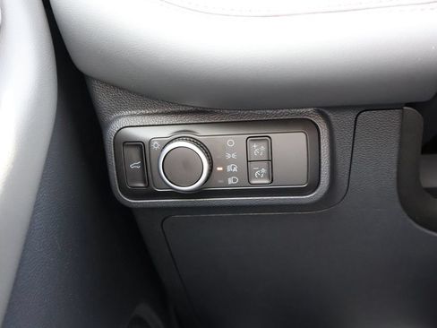 New 2026 Ford Explorer Active AWD/4WD image 33