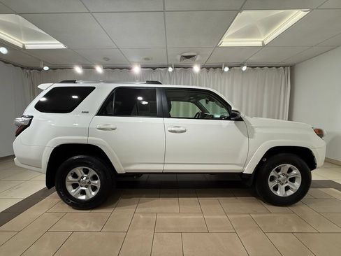 Certified 2024 Toyota 4Runner SR5 Premium w/ Moonroof Package AWD/4WD image 6