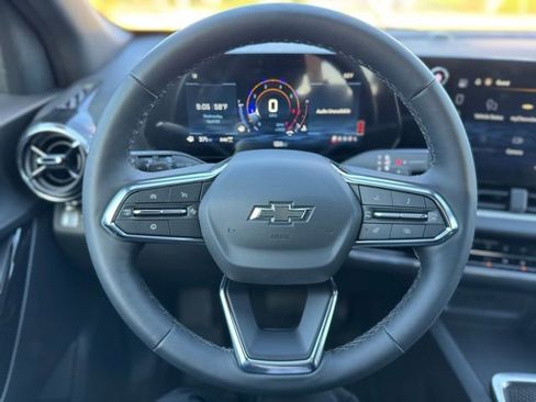 New 2026 Chevrolet Equinox LT w/ Safety and Technology Package AWD/4WD image 24