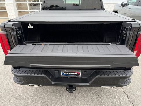 Used 2023 GMC Sierra 1500 Denali AWD/4WD image 35