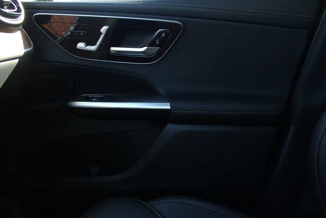 Certified 2024 Mercedes-Benz GLC 300 4MATIC image 17
