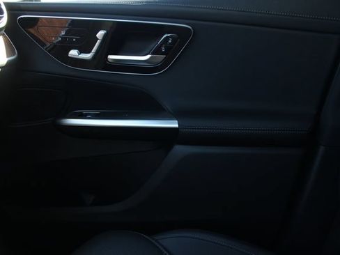 Certified 2024 Mercedes-Benz GLC 300 4MATIC image 17