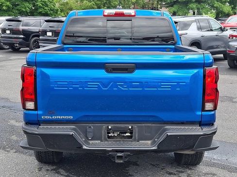 Used 2023 Chevrolet Colorado W/T w/ Advanced Trailering Package AWD/4WD image 5