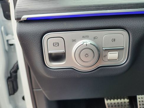 New 2026 Mercedes-Benz GLS 450 4MATIC image 21