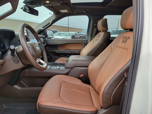 Used 2024 Ford Expedition King Ranch AWD/4WD image 19