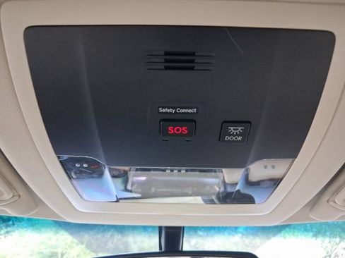 Used 2016 Lexus NX 200t FWD image 8