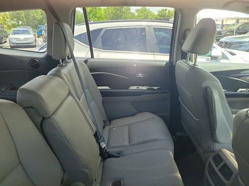 Used 2017 Honda Pilot EX-L image 4
