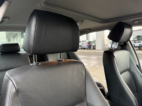 Used 2008 BMW 335xi Sedan image 24