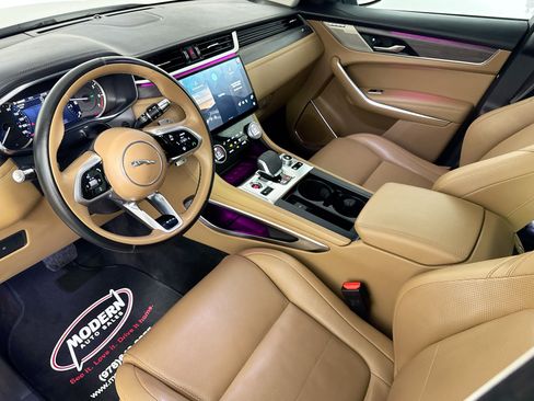 Used 2023 Jaguar F-PACE S AWD/4WD image 19