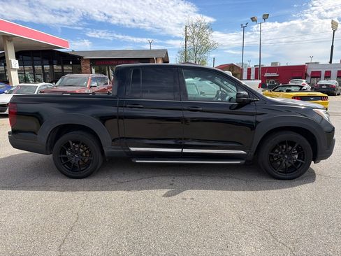 Used 2018 Honda Ridgeline Black Edition image 7