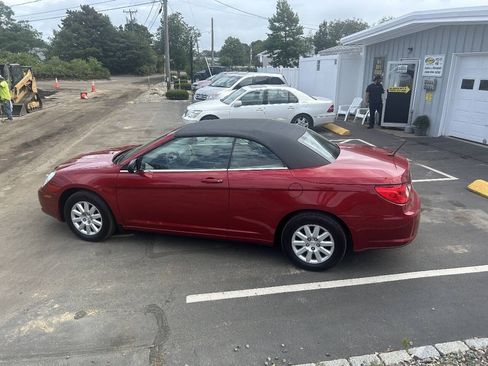 Used 2008 Chrysler Sebring LX w/ Convenience Group FWD image 6