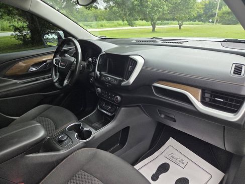 Used 2018 GMC Terrain SLE FWD image 14