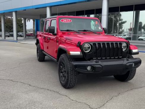 Used 2022 Jeep Gladiator Sport image 4