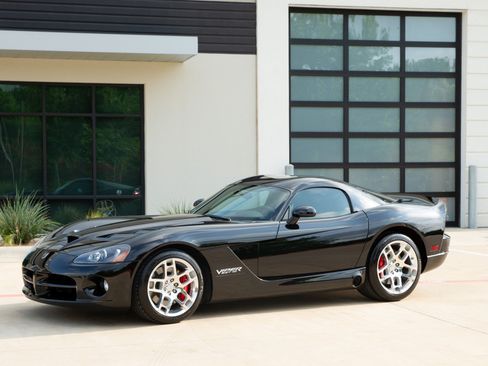 Used 2008 Dodge Viper SRT-10 RWD image 2
