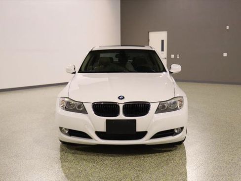Used 2009 BMW 328i Sedan RWD image 2