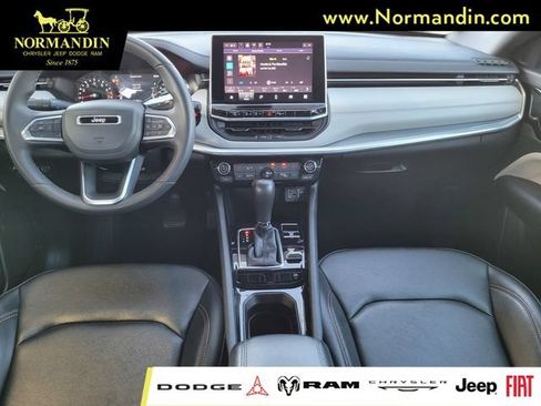 Used 2024 Jeep Compass Limited AWD/4WD image 6