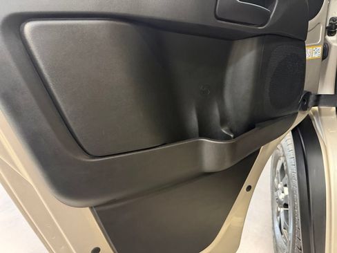Used 2026 RAM ProMaster 3500 w/ Quick Order Package 22G SLT FWD image 24