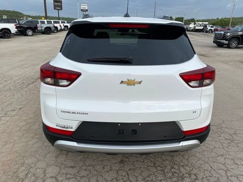 Used 2026 Chevrolet TrailBlazer LT w/ LT Cold Weather Package FWD image 5