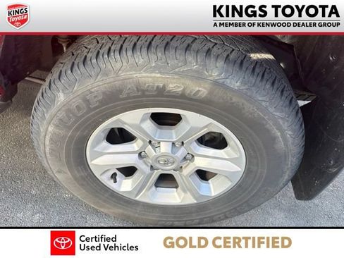 Used 2023 Toyota 4Runner SR5 Premium w/ Moonroof Package RWD image 12