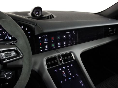 Used 2025 Porsche Taycan 4 Cross Turismo image 13