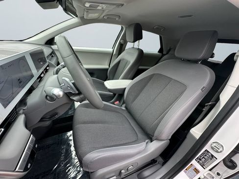 Used 2024 Hyundai Ioniq 5 SEL AWD/4WD image 9